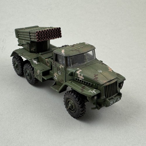Carro armato pressofuso
