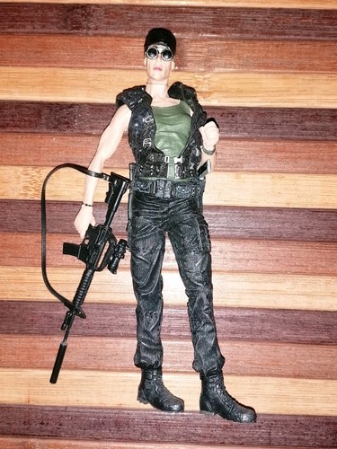 Sarah connor terminator il - terminator,