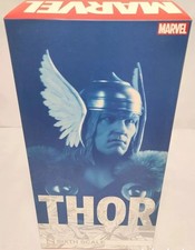 Thor Sixth Scale sideshow Año