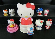 HELLO KITTY Lotto 9 Figure