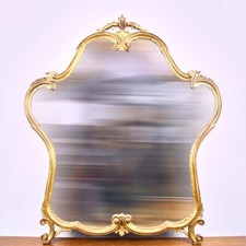 specchio in legno dorato