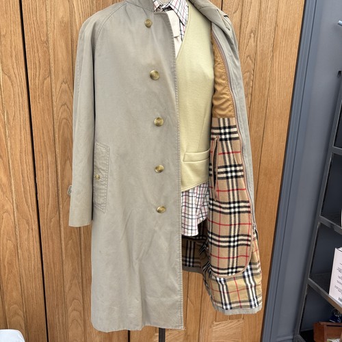 Giacca trench uomo iconico