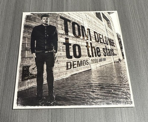 Tom delonge the - the, stars