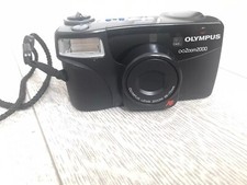 Olympus Infinity Zoom 2000 fotocamera vintage pellicola 35 mm. Obiettivo 38-70 m