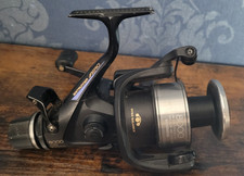 SHIMANO BAITRUNNER AERO 8000