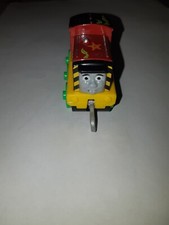 THE TRAIN THOMAS & FRIENDS