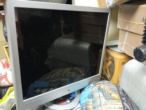 Monitor lcd con casse - casse, hp