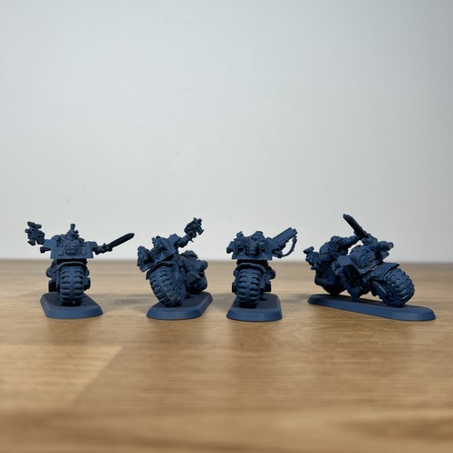 Warhammer 40k lupi spaziali - warhammer,