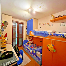 cameretta a ponte usata tenuta bene 