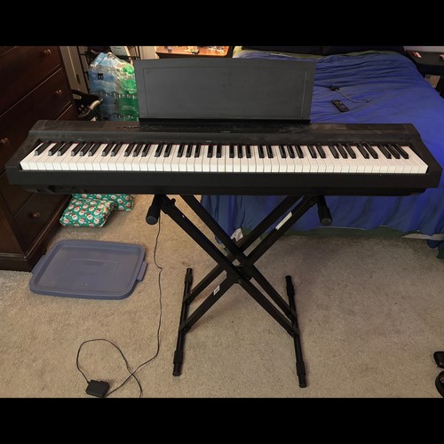 Yamaha digital piano - piano, p-125b