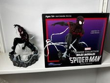 Statua Spiderman Miles Morales