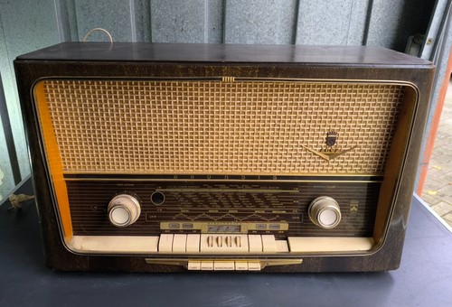 Radio valvole grundig - a,