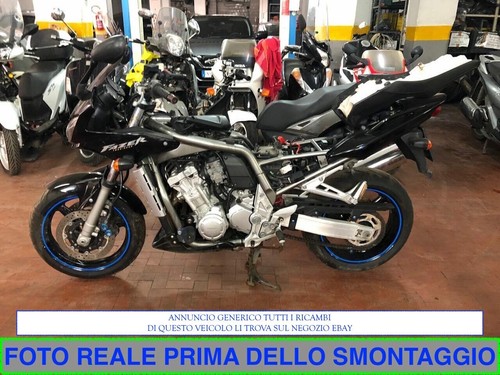 Sono disponibili ricambi moto - ricambi,
