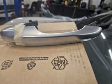 735670457 MANIGLIA PORTA