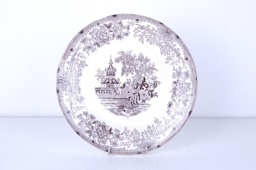 Vecchio piatto ceramica