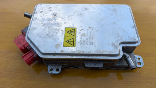Volvo xc40 ricarica 170kw - volvo,