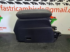 BRACCIOLO TUNNEL CENTRALE PEUGEOT 208 II 9825563280 9823154180 9823153380 2022