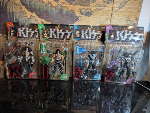 Mcfarlane kiss ultra action - kiss,