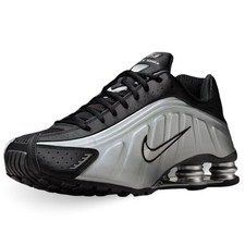 Scarpe Nike Shox R4 Taglia 42 Cod HQ1988-007 Grigio