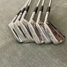 Set di ferri firmati Wilson