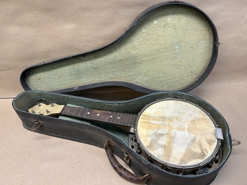 Ukulele banjo anni con - anni, 20