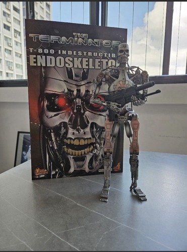 Hot toys endoscheletro t800 - toys,