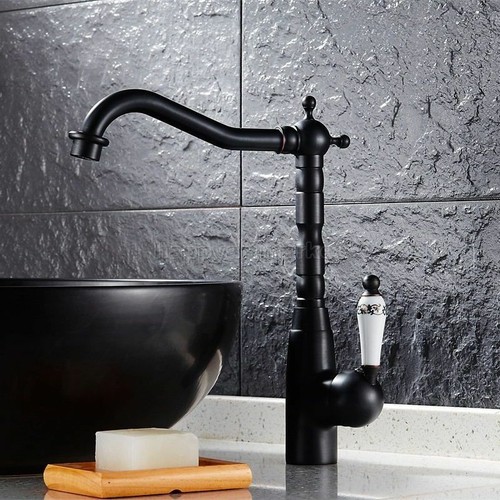 Rubinetto miscelatore lavabo