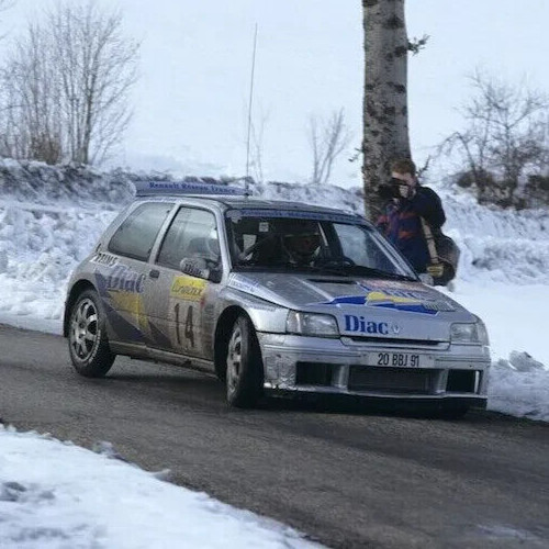 Renault clio maxi rally - 1/43,