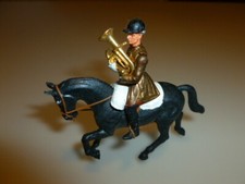 britains swoopet banda