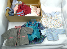 LOTTO COLLEZIONE VESTITI PER BAMBOLE VINTAGE VECCHIO 1930-1950 ARMADIO CASA