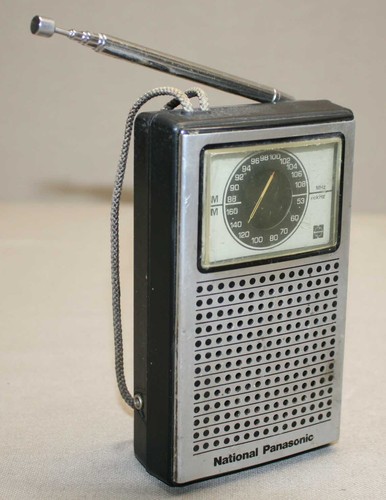 Radio transistor national - a,