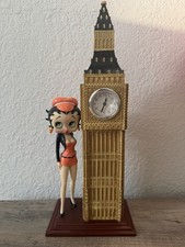 Betty Boop Standing At The Big