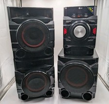 LG CM4550 700W 2.1 canali mini ripiano stereo Bluetooth con subwoofer, radio CD FM