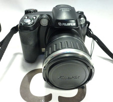 Fuji FinePix S5600 fotocamera