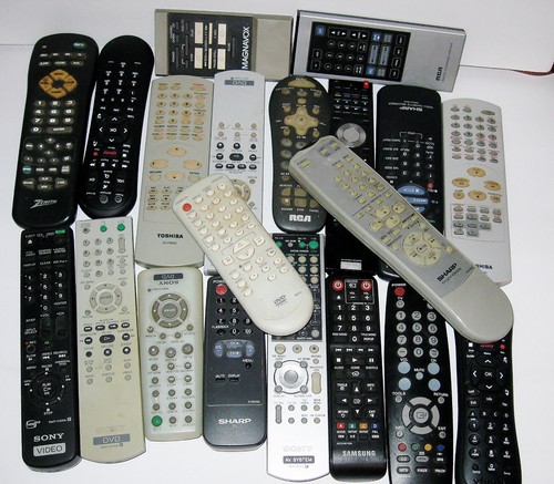 Lotto rivendita telecomandi - 20,