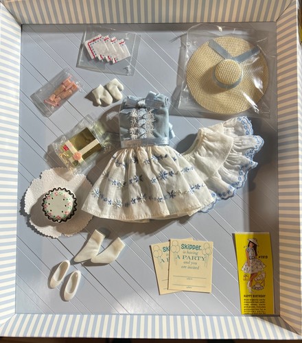 Riproduzione vintage barbie - riproduzione,