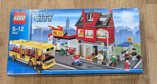 Nuovo lego traffic - traffic, city