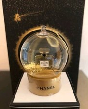 Chanel Mini Globo di Neve Oro