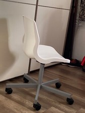 sedia ufficio con ruote. Nuova