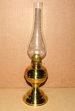 LUME O LANTERNA A PETROLIO IN OTTONE COMPLETO DEL VETRO