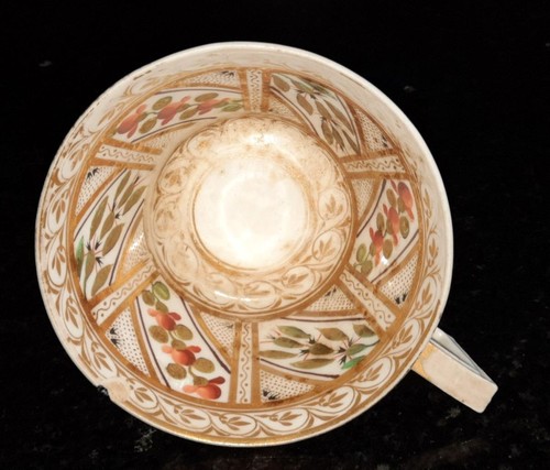 Insolita tazza derby georgiano