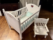 Cuscino trapuntato e sedia