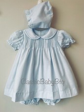 Abito nuovo con etichette