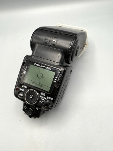 Nikon 700 speedlight - sb-700, af