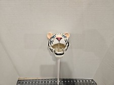 Pincher tigre bianca circo