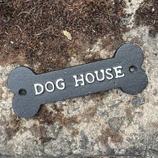 Cuccia per cani a forma di