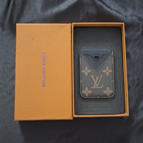 Louis vuitton brown logo - brown,