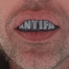 Paradenti Muay Thai Kick