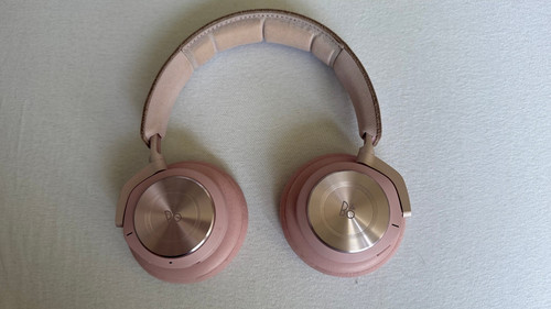 Bang olufsen beoplay h9 - &,