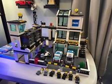 LEGO CITY 7744 Quartier